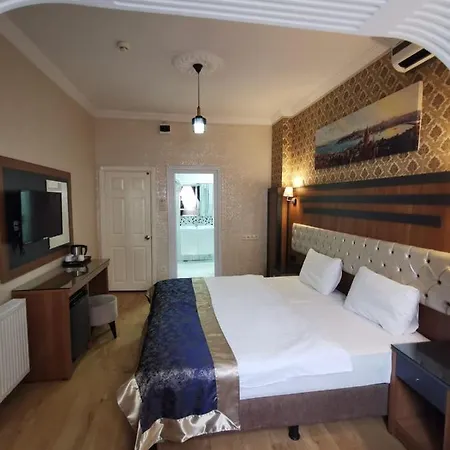 Big Apple Hostal *