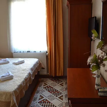 Big Apple Hostal